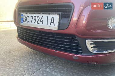 Хэтчбек Citroen C3 2010 в 
