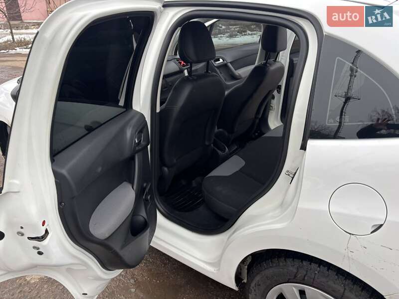 Хетчбек Citroen C3 2011 в Сумах