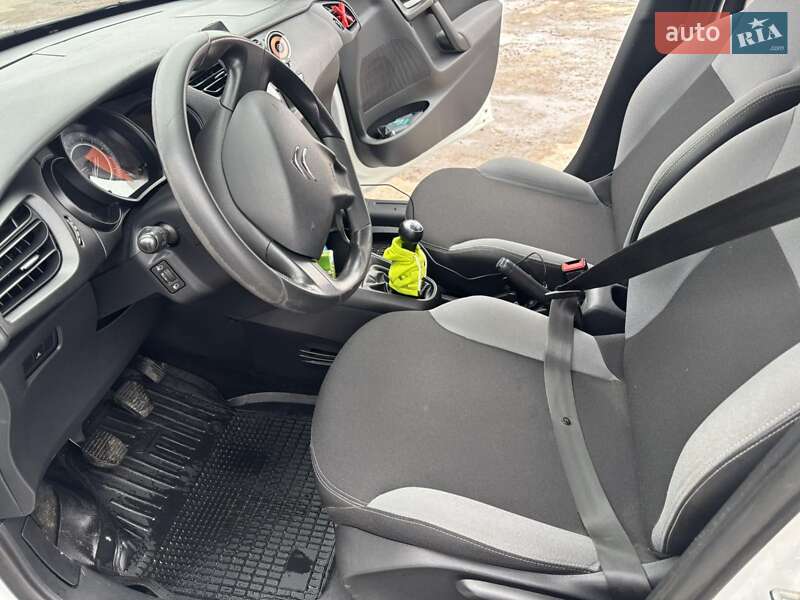 Хетчбек Citroen C3 2011 в Сумах