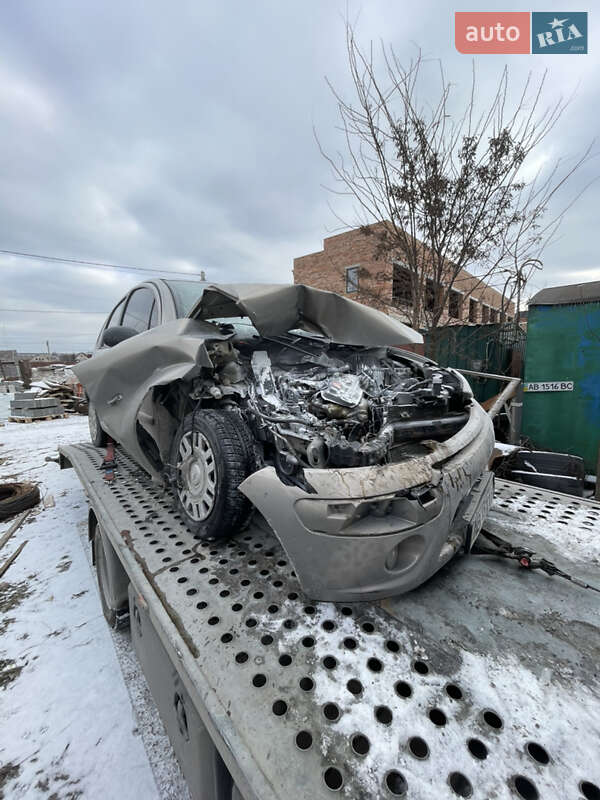 Хэтчбек Citroen C3 2005 в Виннице