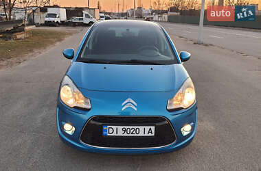 Хэтчбек Citroen C3 2010 в 