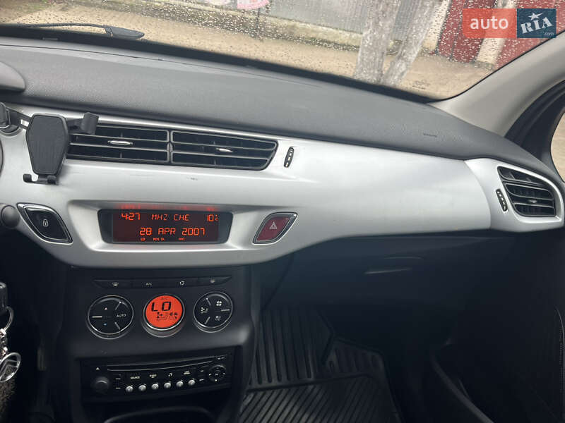 Хэтчбек Citroen C3 2011 в Черновцах