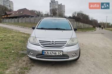 Хэтчбек Citroen C3 2003 в 