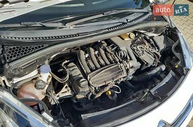 Хэтчбек Citroen C3 2015 в 