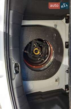 Хэтчбек Citroen C3 2015 в 