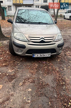 Хэтчбек Citroen C3 2006 в 