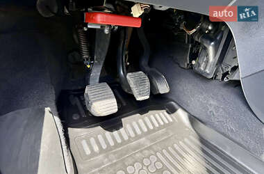 Хэтчбек Citroen C3 2005 в 