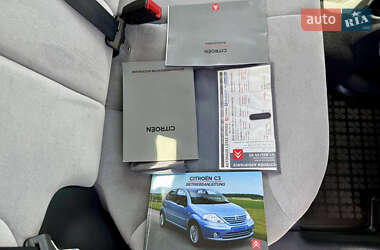 Хэтчбек Citroen C3 2005 в 