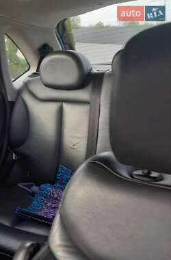 Хэтчбек Citroen C3 2008 в 