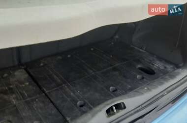 Хэтчбек Citroen C3 2008 в 