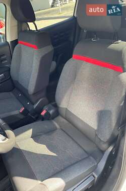 Хэтчбек Citroen C3 2017 в 