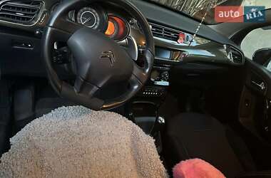 Хетчбек Citroen C3 2012 в 