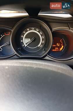 Хэтчбек Citroen C3 2014 в 