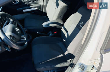 Хэтчбек Citroen C3 2017 в 