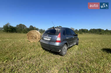 Хэтчбек Citroen C3 2005 в 