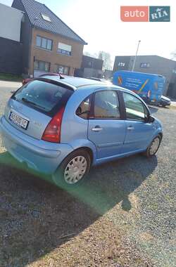 Хэтчбек Citroen C3 2004 в 