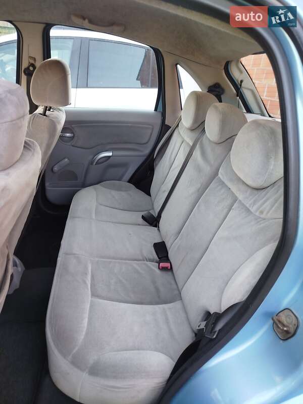 Хэтчбек Citroen C3 2003 в Хусте фото 17 Хэтчбек Citroen C3 2003 в Хусте