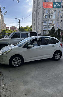 Хэтчбек Citroen C3 2011 в 