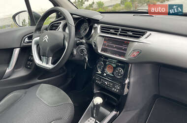 Хэтчбек Citroen C3 2010 в 