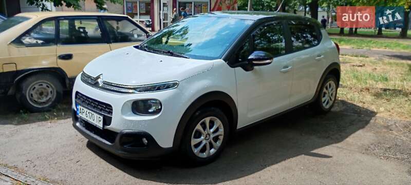 Хэтчбек Citroen C3 2018 в 