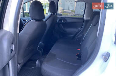 Хэтчбек Citroen C3 2010 в 