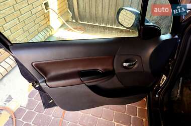 Хэтчбек Citroen C3 2006 в 