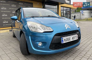 Хэтчбек Citroen C3 2010 в 
