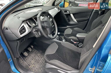 Хэтчбек Citroen C3 2010 в 