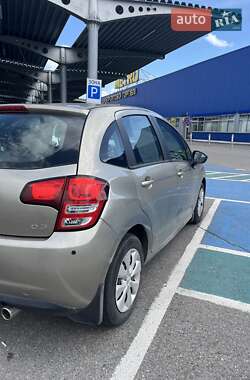 Хэтчбек Citroen C3 2011 в 