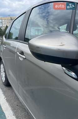 Хэтчбек Citroen C3 2011 в 