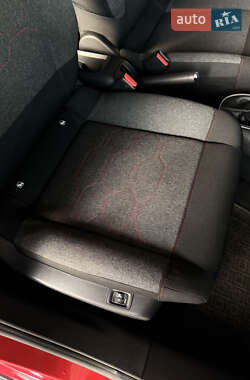 Хэтчбек Citroen C3 2017 в 