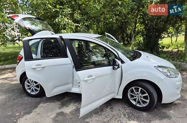 Хэтчбек Citroen C3 2016 в 