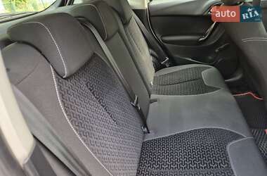 Хэтчбек Citroen C3 2016 в 