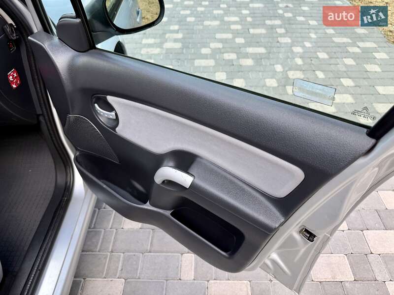 Хэтчбек Citroen C3 2005 в Одессе