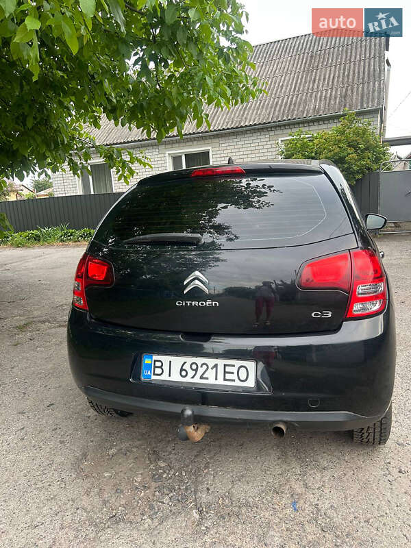 Хетчбек Citroen C3 2012 в Чутовому