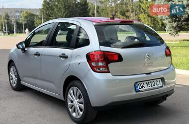 Хэтчбек Citroen C3 2010 в 