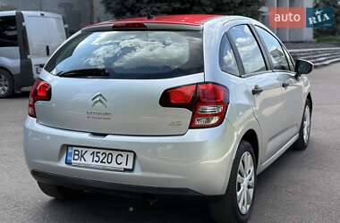 Хэтчбек Citroen C3 2010 в 