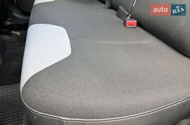 Хэтчбек Citroen C3 2010 в 