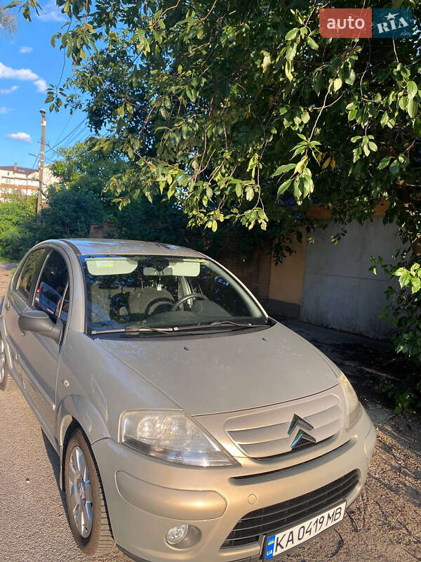 Хэтчбек Citroen C3 2008 в Киеве
