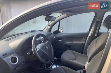 Хэтчбек Citroen C3 2008 в 