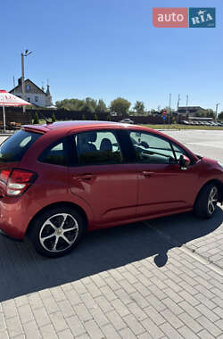 Хэтчбек Citroen C3 2011 в 
