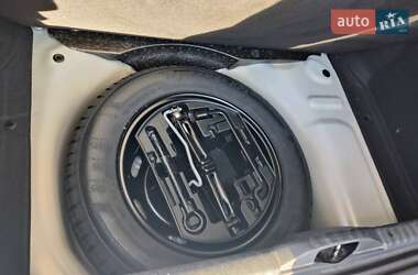 Хэтчбек Citroen C3 2017 в 