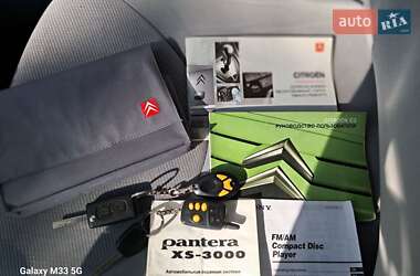 Хэтчбек Citroen C3 2005 в 