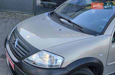 Хэтчбек Citroen C3 2005 в 