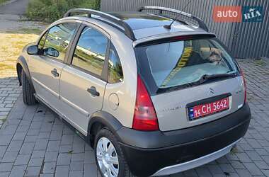 Хэтчбек Citroen C3 2005 в 