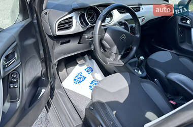 Хэтчбек Citroen C3 2012 в 
