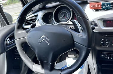 Хэтчбек Citroen C3 2012 в 