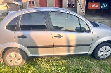 Хэтчбек Citroen C3 2005 в 
