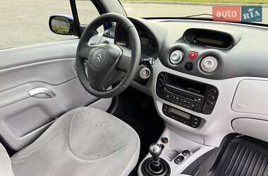 Хэтчбек Citroen C3 2004 в  фото 7 Хэтчбек Citroen C3 2004 в