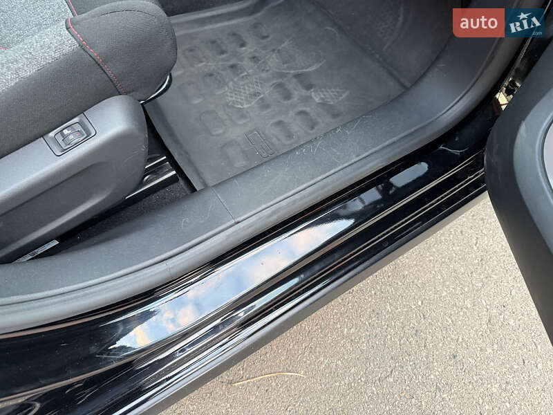 Хетчбек Citroen C3 2018 в Дніпрі фото 30 Хетчбек Citroen C3 2018 в Дніпрі